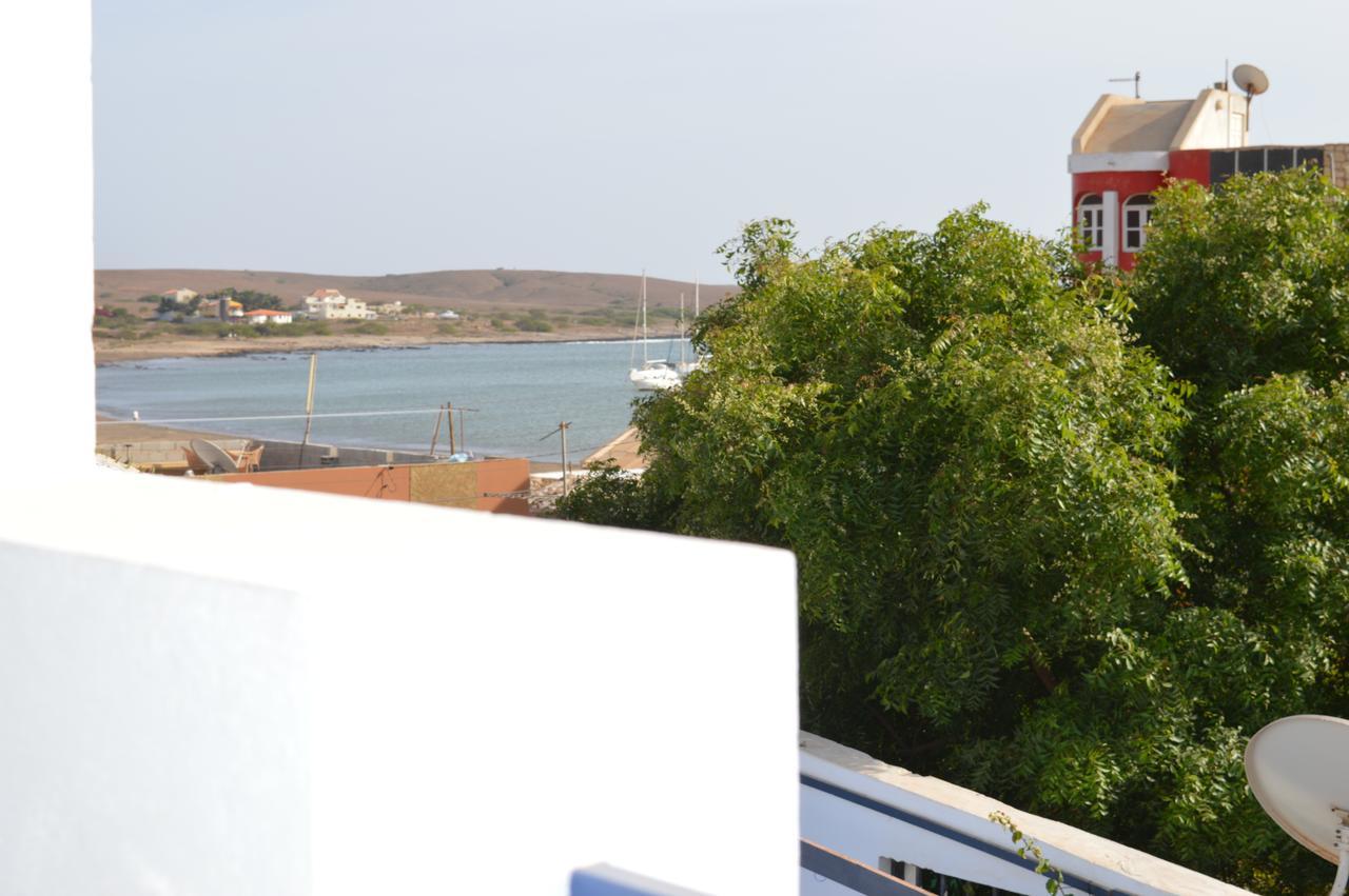 Bed and Breakfast Yacht Club Sal Palmeira Exterior foto